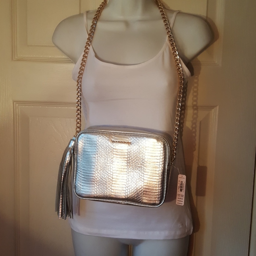 VICTORIA'S SECRET SILVER BAG.  BRAND NEW.